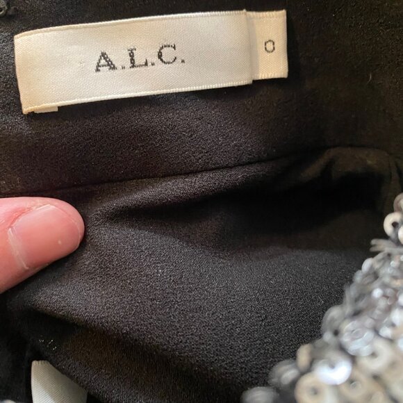 ALC Keegan Cropped Silver Sequined Mock Neck Top SZ 0 - Picture 3 of 3